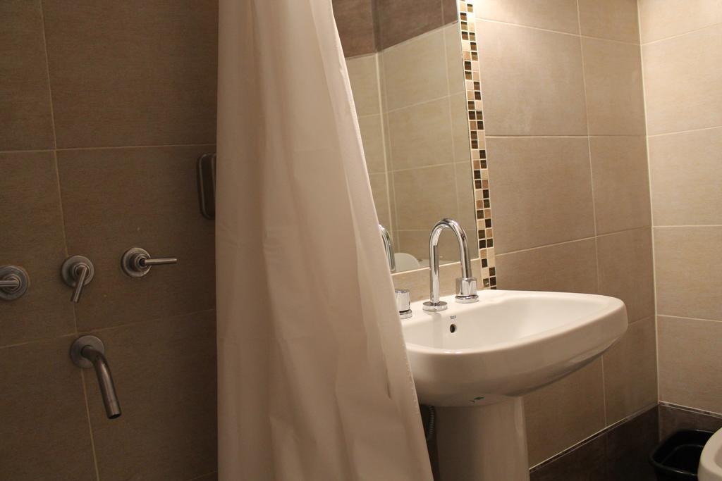 Hotel Rincon Vasco Мендоса Екстер'єр фото