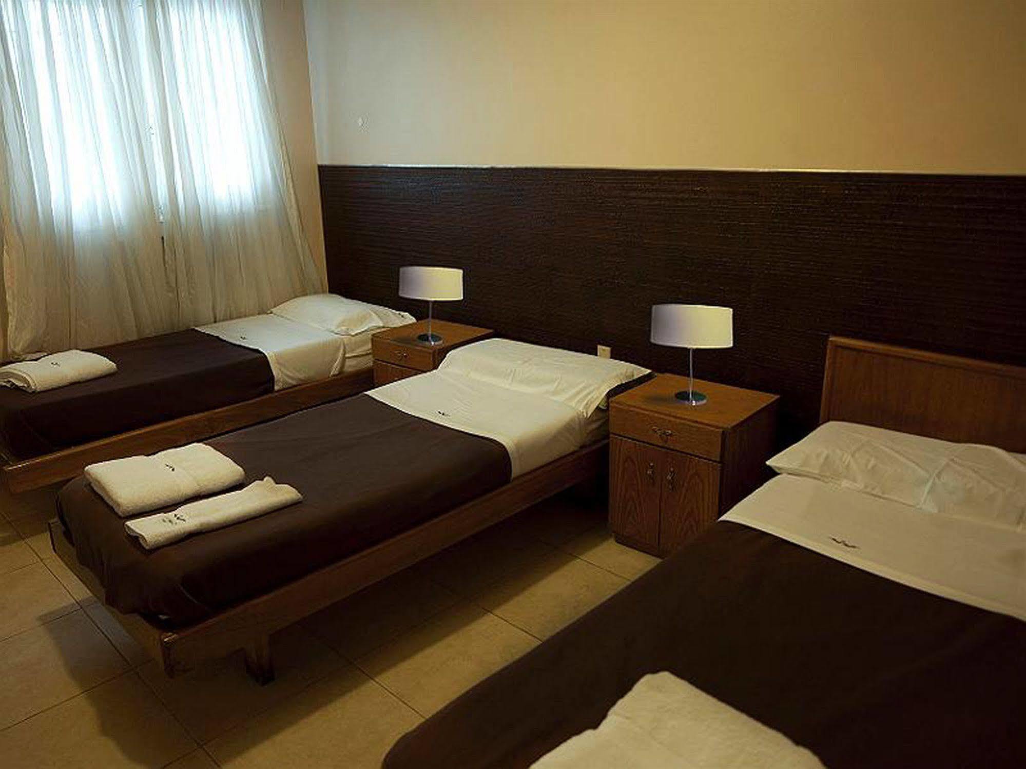 Hotel Rincon Vasco Мендоса Екстер'єр фото