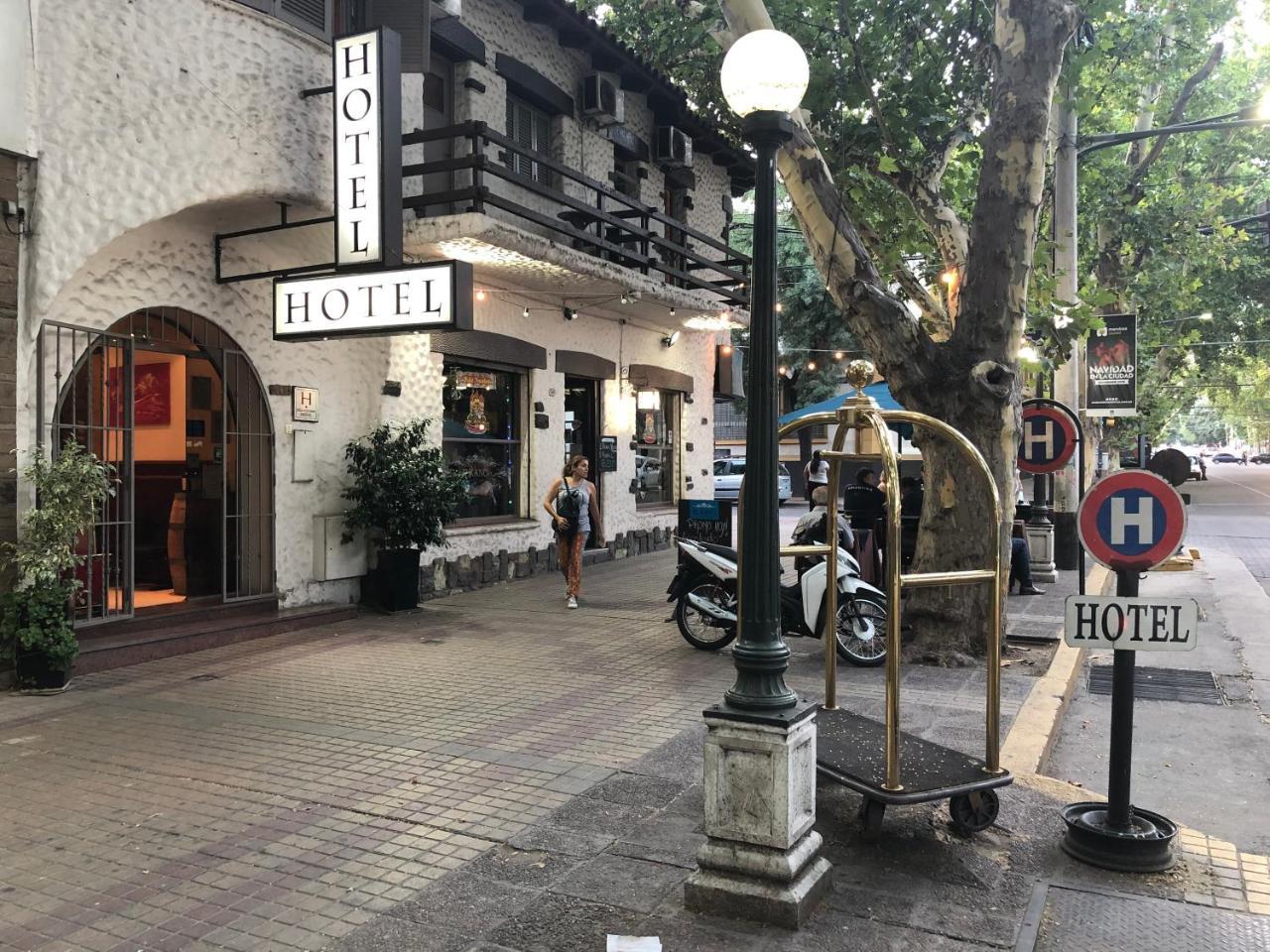 Hotel Rincon Vasco Мендоса Екстер'єр фото